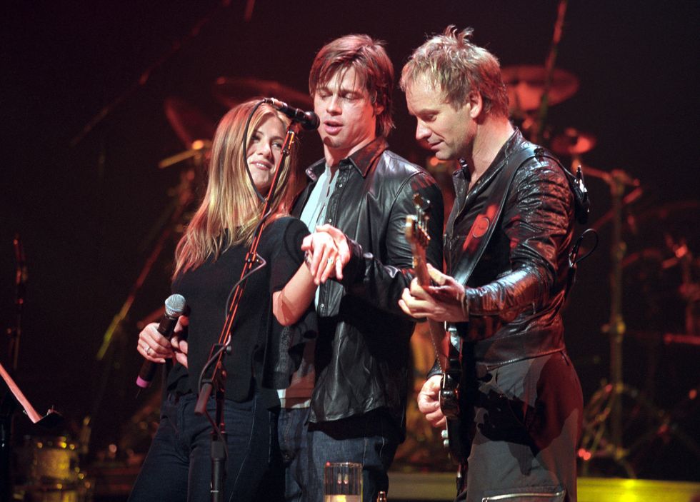 Brad Pitt: zásnuby s Jennifer Aniston na koncertě Stinga