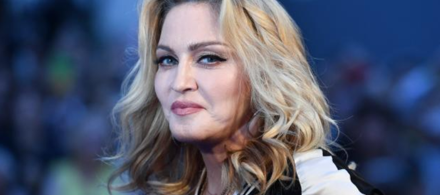 Madonna ruší vystoupení v Paříži kvůli koronaviru!